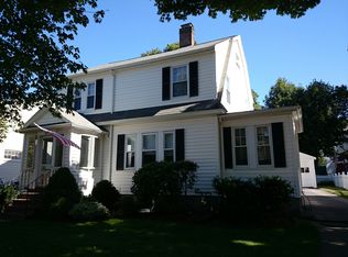 15 Chesbrough Rd, West Roxbury, MA 02132