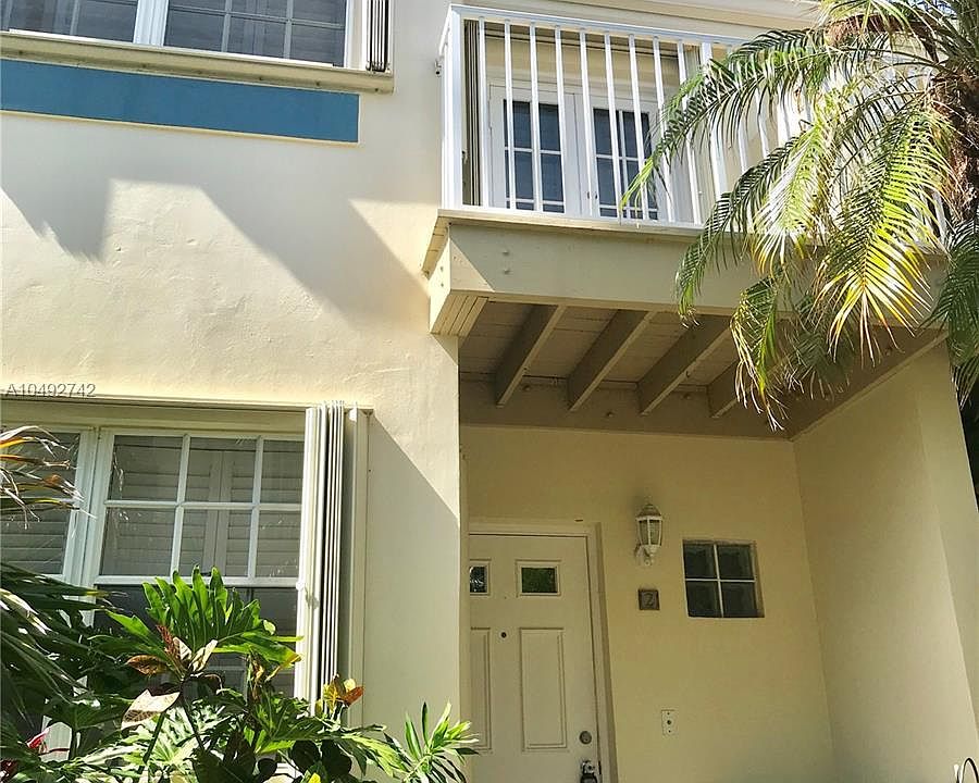 1st image of 4525 Bougainvilla Dr APT 2