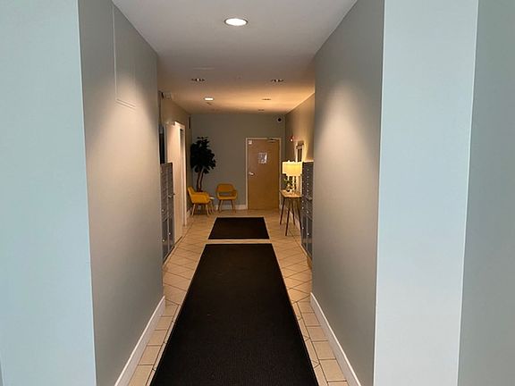 2nd image of 270 Valencia St APT 304
