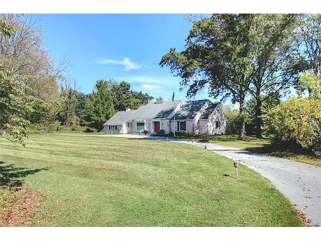 1457 Colesville Rd photo 1
