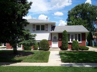 6444 102nd Pl, Chicago Ridge, IL 60415