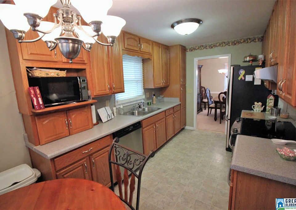 1st image of 105 Oak Forest Dr