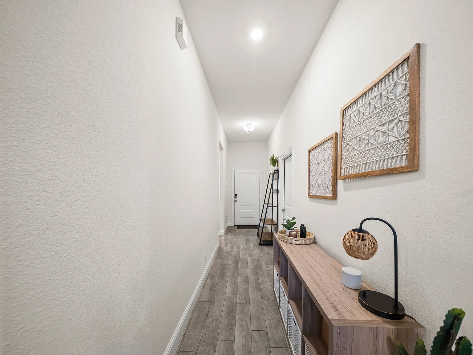 3 bed, 1503 sqft, $2,000 — Photo 3