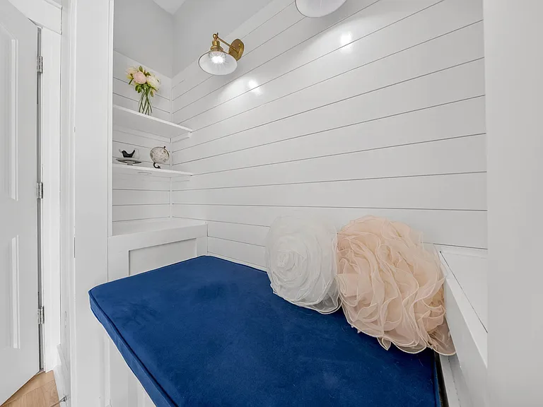 313 Laurel Oaks Dr — Photo 35