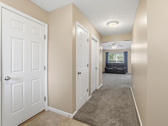 4th image of 1728 Hunters Ridge Dr