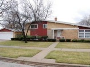 8927 Odell Ave, Morton Grove, IL