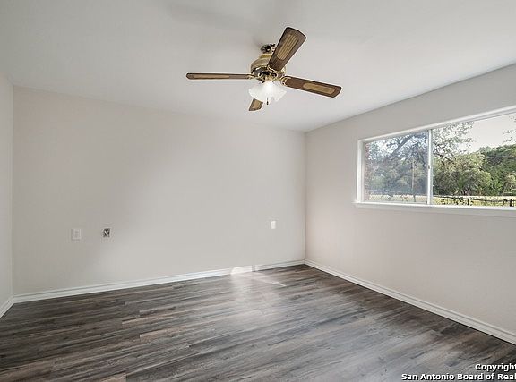 5th image of 9504 Geronimo Oaks St