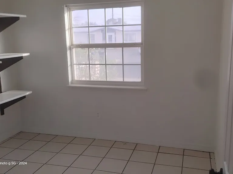 8417 Reindeer Ave — Photo 2