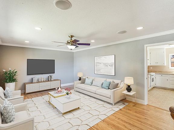 4th image of 3272 Birchwood Ln