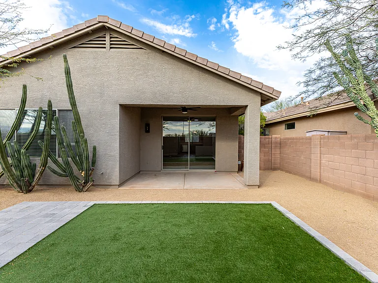 1773 W Owens Way — Photo 6