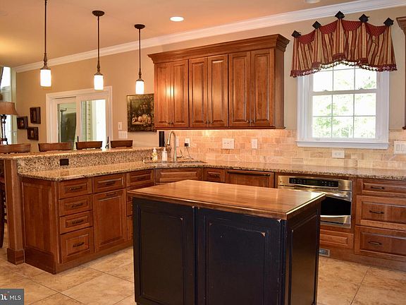 2nd image of 23403 Clifford Ct