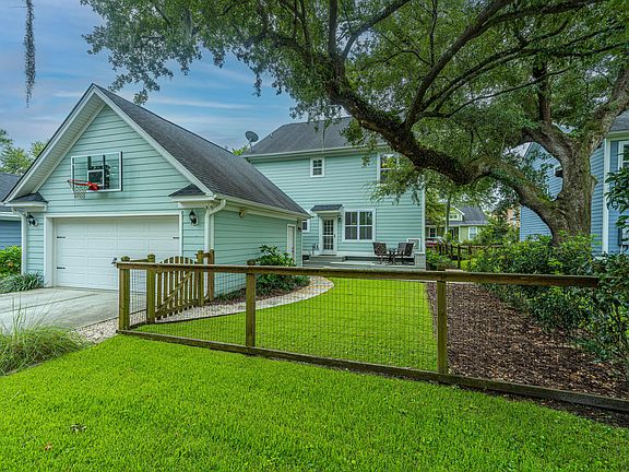 3rd image of 4924 W Liberty Park Cir