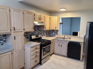 16989 Coral Gables St, Southfield, MI 48076