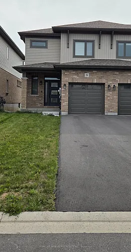 9 Otonabee St Photo 1