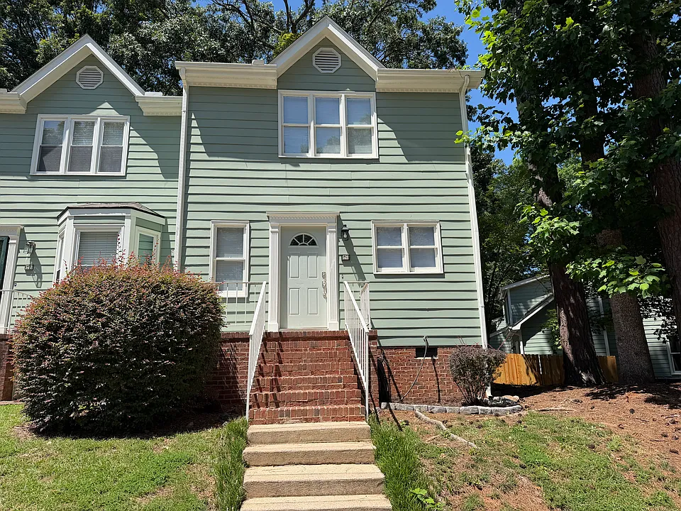 528 Oak Run Dr