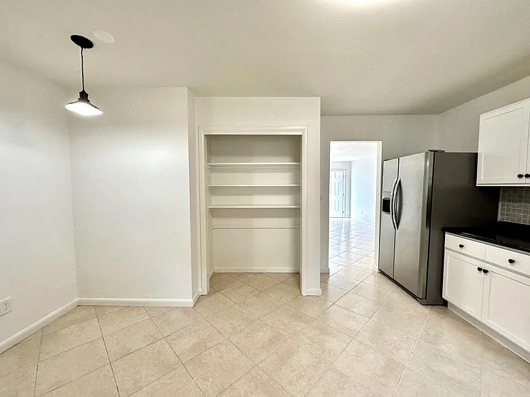 10134 Plant Dr — Photo 12
