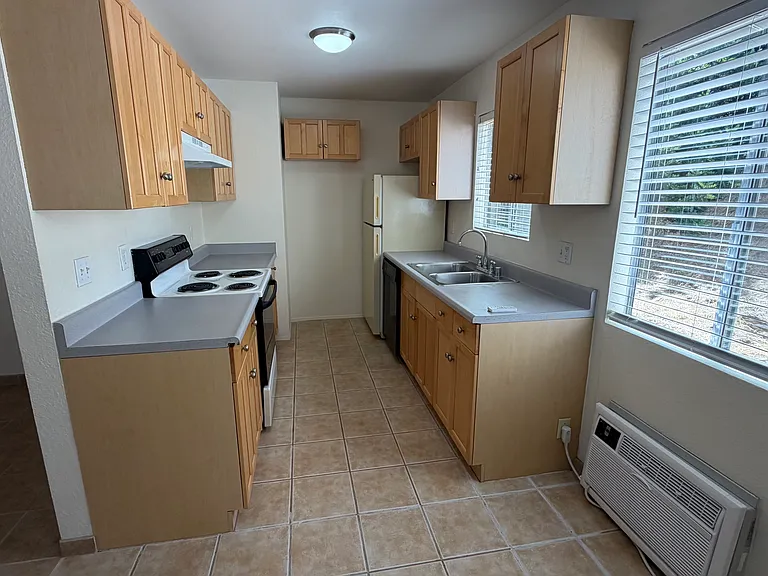4857 College Ave #8 — Photo 7