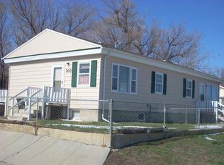 300 N 5th Ave, Mills, WY 82604