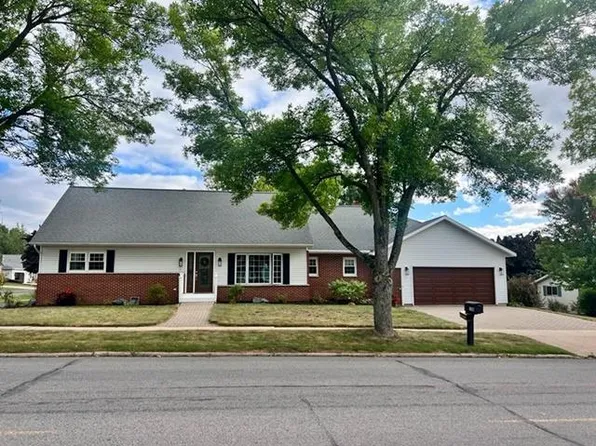 1500 West ADLER ROAD, Marshfield, WI 54449
