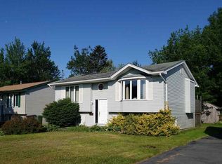 24 Lynwood Dr, Dartmouth, NS B2X2S6