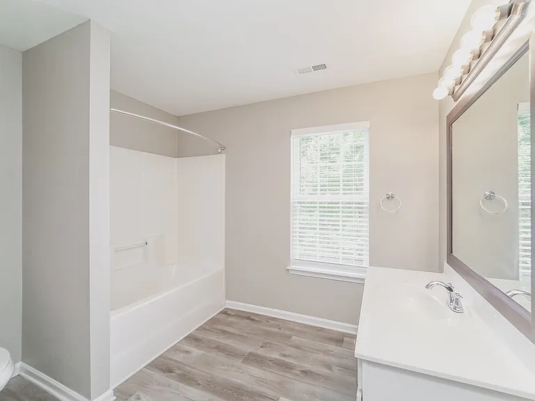 5824 Kelden Walker Ln — Photo 16
