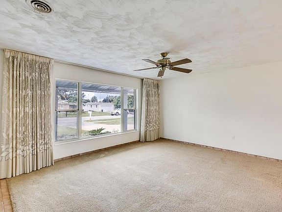 5th image of 113 N Osceola Dr