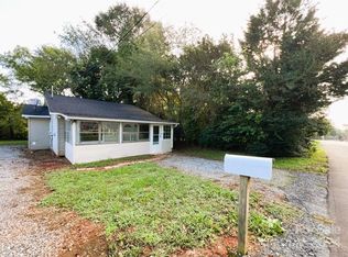 104 1/2 Tomberlin Rd, Mount Holly, NC 28120