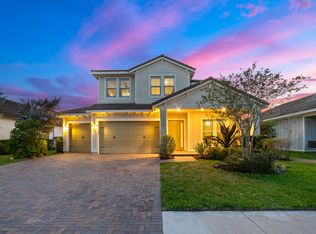 1049 Sterling Pine Pl, Loxahatchee, FL 33470