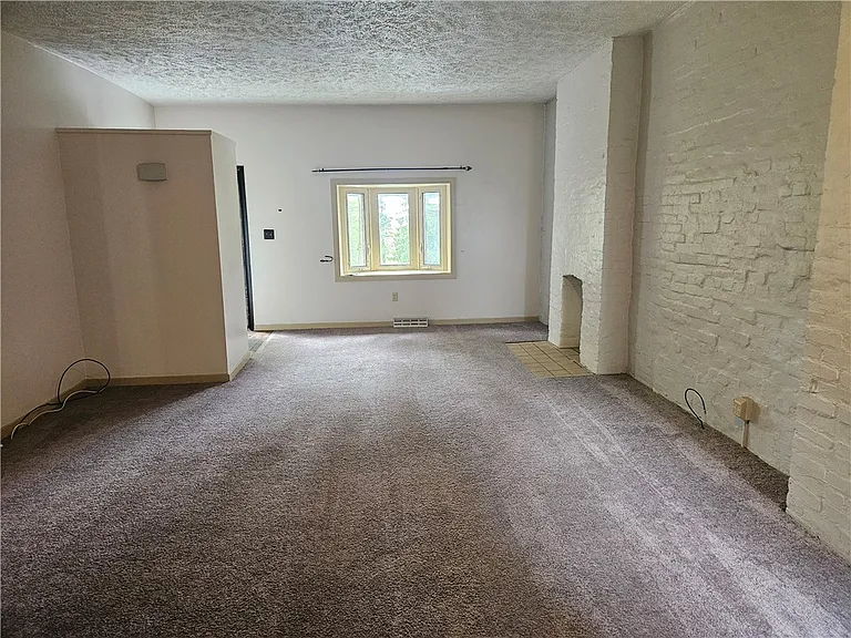 1305 Walnut St #B — Photo 7