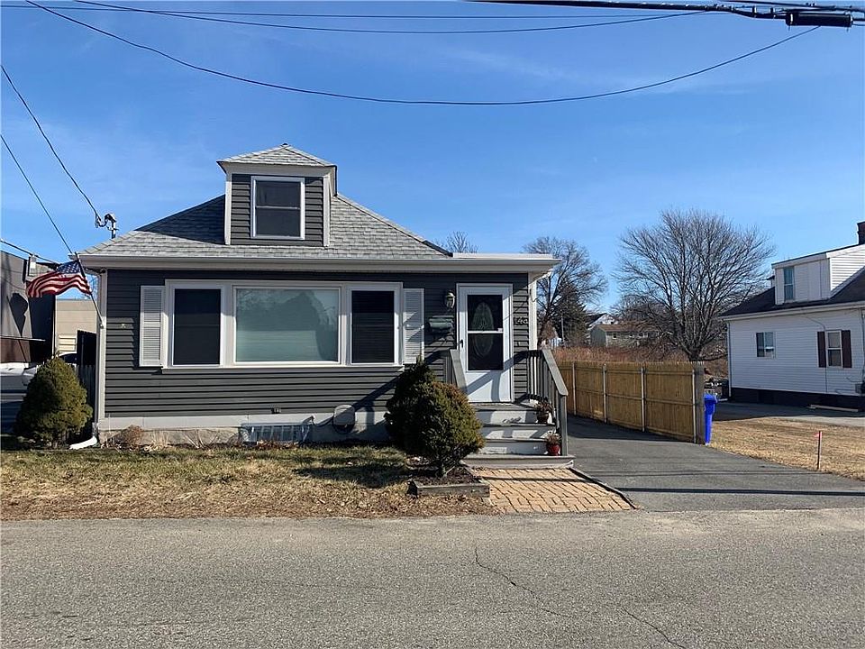 1st image of 143 Lexington Ave