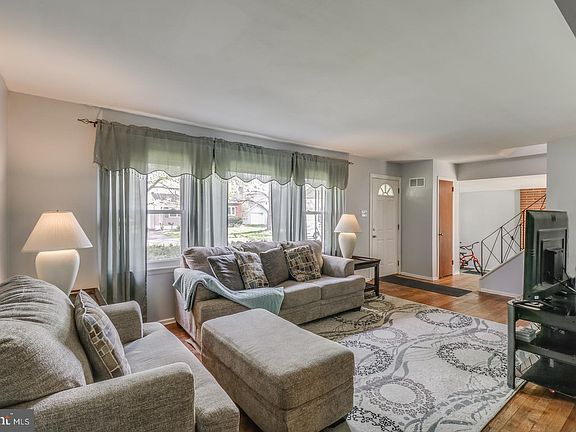 5th image of 505 Shue Dr