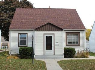 3758 S 20th St, Milwaukee, WI 53221