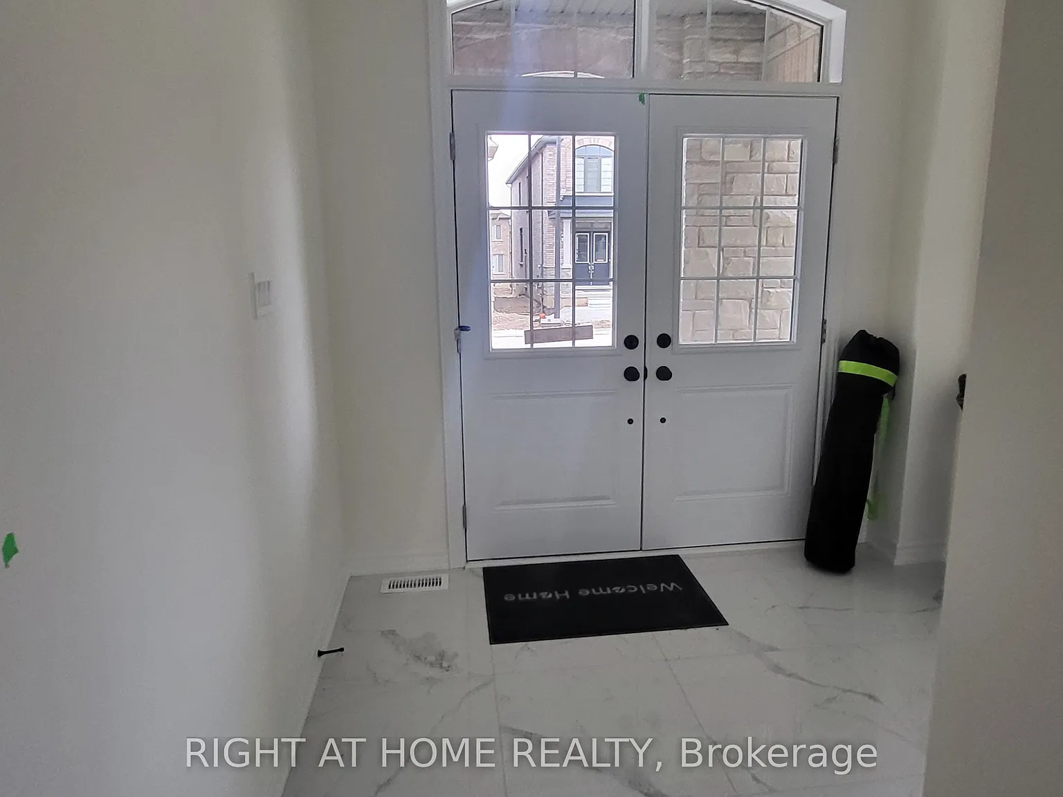 6 bed, $4,100 — Photo 3