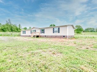 12651 Lindell Rd, Meadowview, VA 24361
