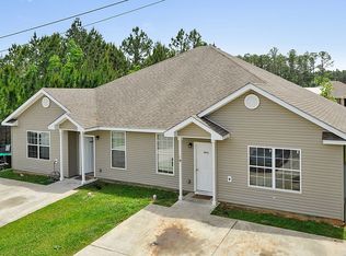 9025 Hibiscus Dr, Waveland, MS 39520