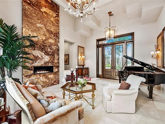 4th image of 5871 Sunnyslope DR