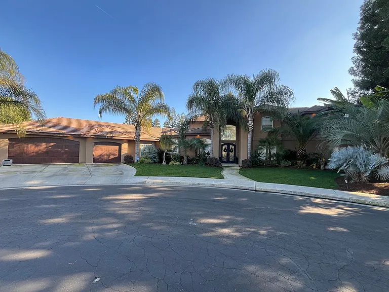 5125 W Vine Ct — Photo 1