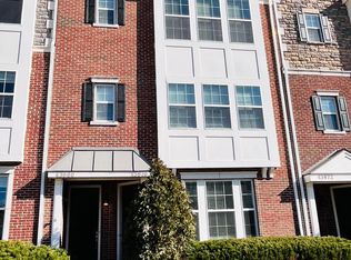 43968 Vaira Ter, Chantilly, VA 20152