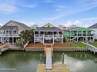 30 Laurinburg St, Ocean Isle Beach, NC 28469