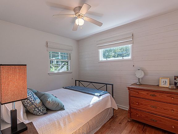 5th image of 6576 Pine Ln