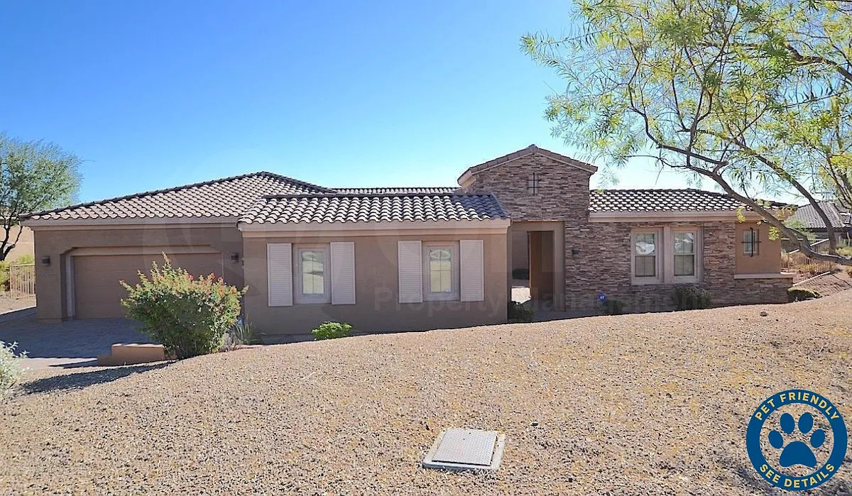 4 bed, 4.5 bath, 4400 sqft, $5,349 — Photo 1