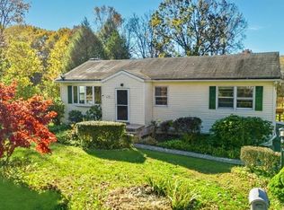 141 Milton Rd, Oak Ridge, NJ 07438