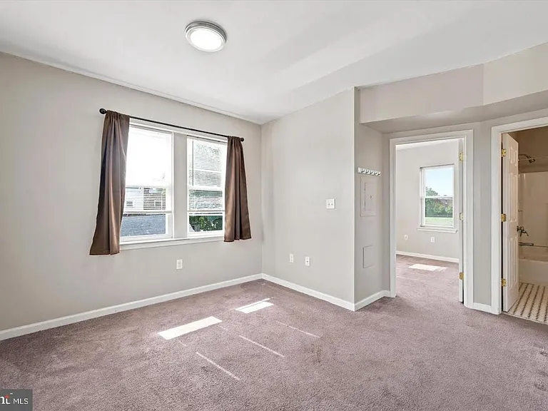 200 Wanamaker Ave #2 — Photo 13