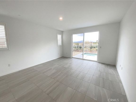 4th image of 103 Mustang Ln