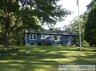 1 Goodwin Rd, Kittery Point, ME 03905