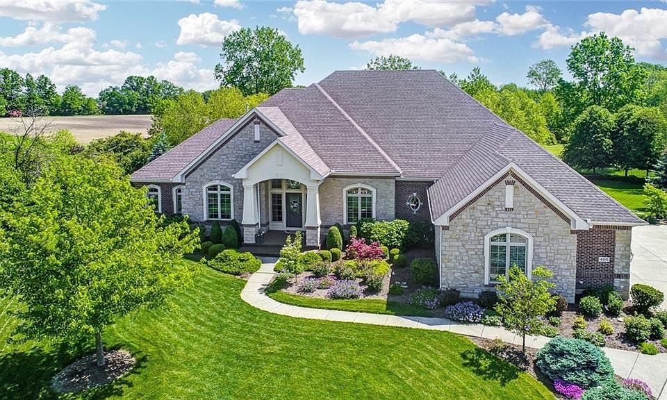 1st image of 400 Cathedral Ct