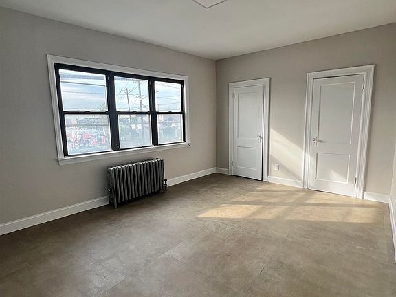 5th image of 7604 Tonnelle Ave