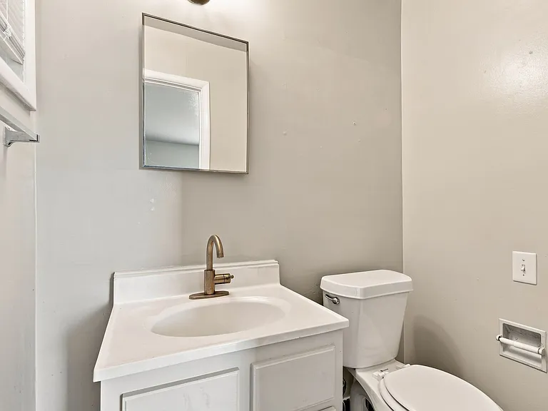 6624 E 27th Pl — Photo 16
