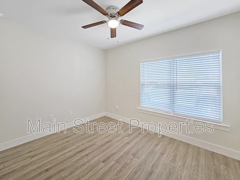 2289 Dog Track Rd #B — Photo 9