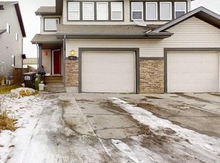 3613 11th St NW, Edmonton, AB T6T 0E9